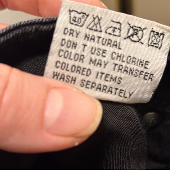 Kilogram Distressed Rough Hem Denim Jean Shorts Size 34 - Picture 5 of 5